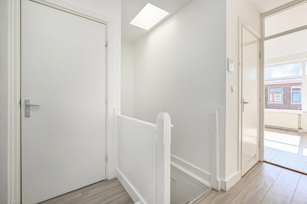 Medium property photo - Hadewichstraat 45, 2531 XX Den Haag